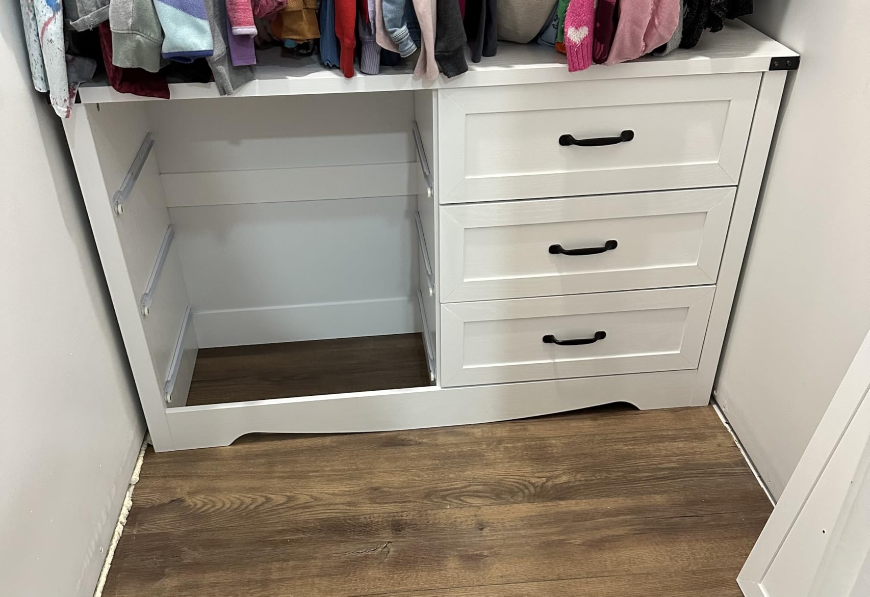 BORNOON Tall 6-Drawer Dresser for Bedroom, Modern Wooden Chest of Drawers with Metal Handles, Anti-Tipping Design, Sturdy and Stable Storage Organizer for Living Room, Entryway, Home Office customer photo 2