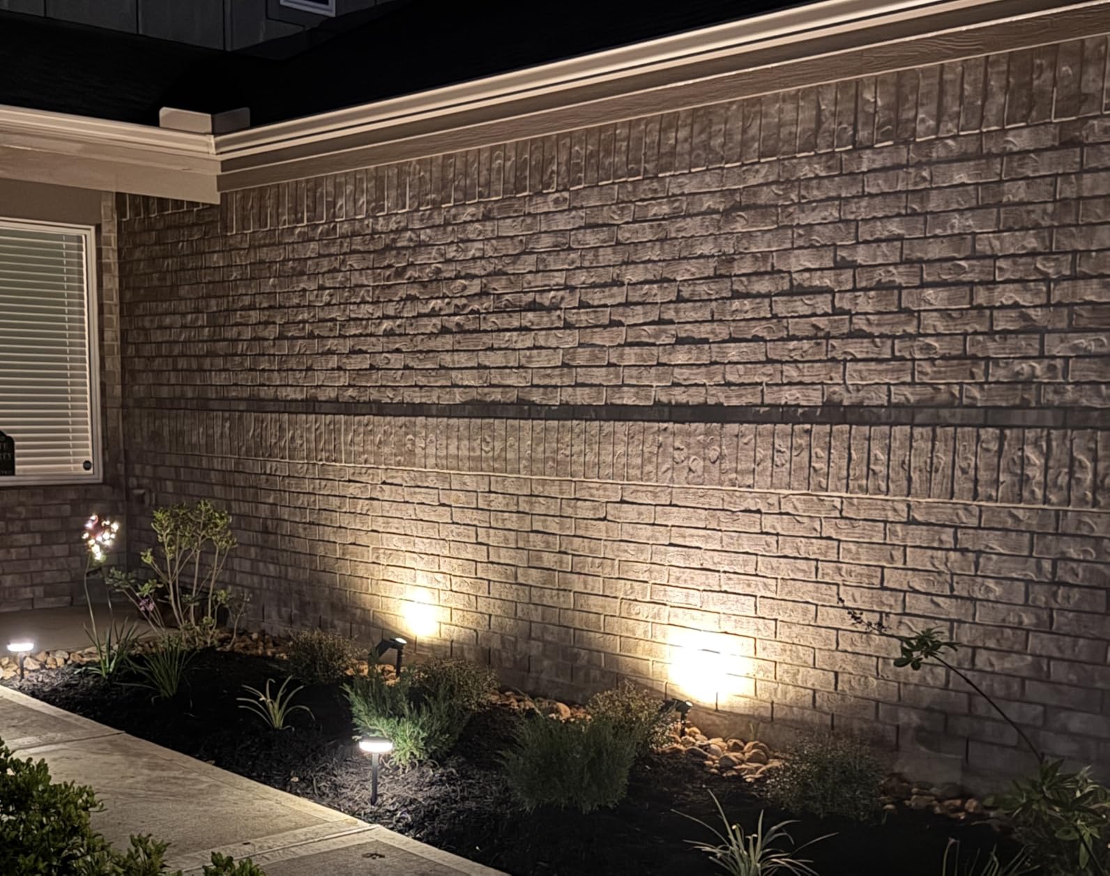 nipify Solar Spot Lights Outdoor Waterproof, Landscape Spotlights | Warm White, 4 Pack/53 LED/3 Modes, Adjustable Solar Panels, Auto On/Off, Uplights Lighting for Outside Tree Yard Flag Garden customer photo 2