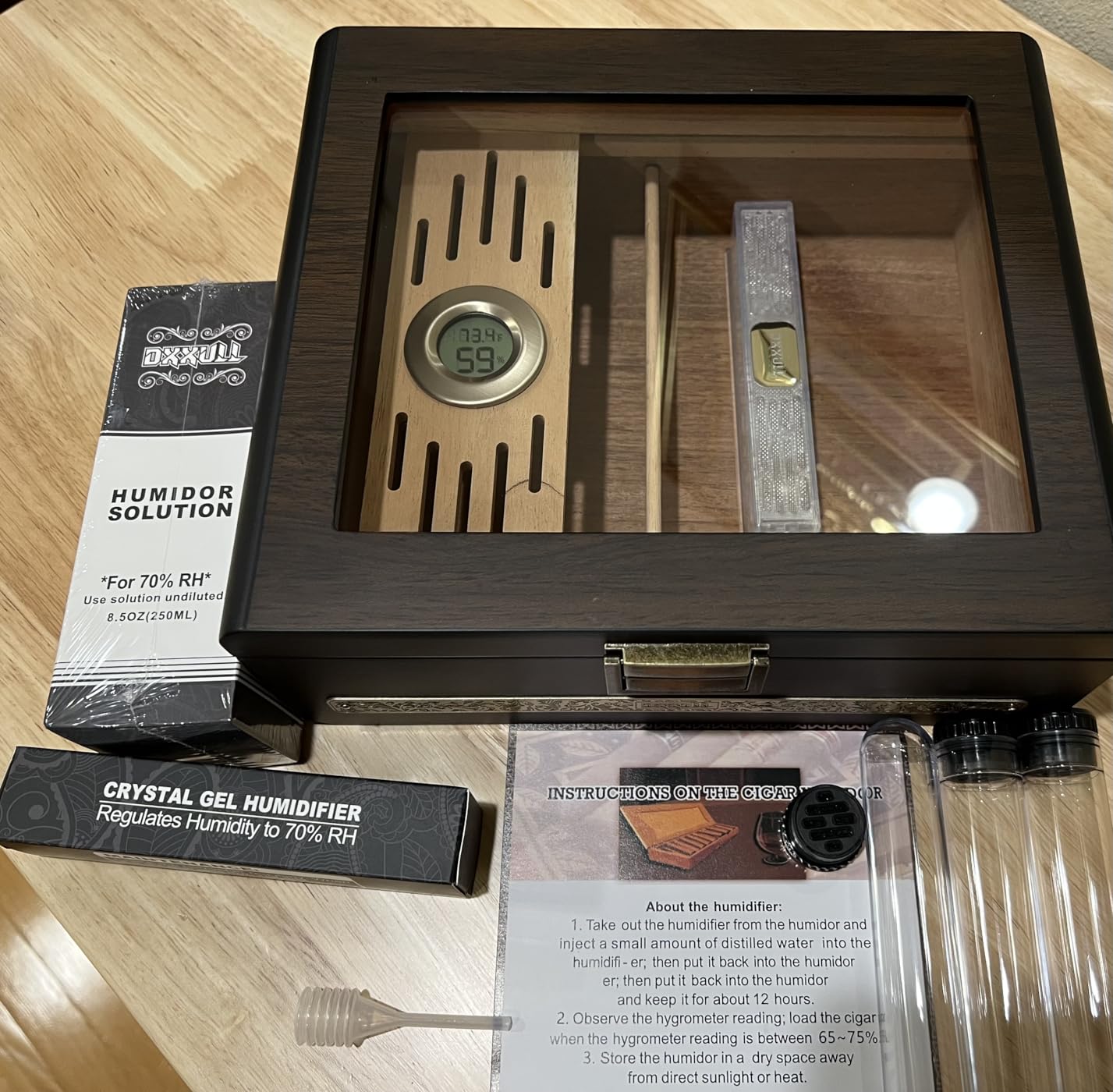 Cigar Humidor, Cedar Wood Humidor Cigar Box, Glass Top Desktop Cigar Case with Hygrometer, Humidifier, Divider, Dropper, Desktop Humidors with Sealed Freshness, 25-35 cigars Humidor Gifts for Men customer photo 1