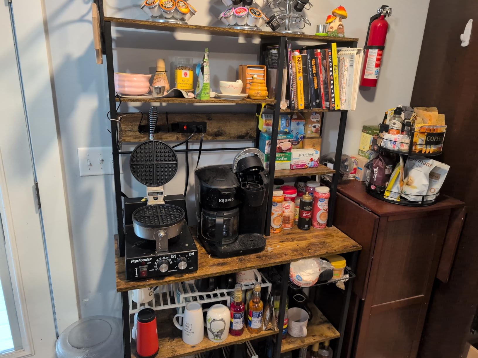 Commercial Waffle Maker for Restaurant, 110V Electric Waffle Maker w/Non-stick and 122-572°F Adjustable Temp, 1200W Profession Waffle Iron with Timer and Heavy Duty, Hotel Waffle Machine customer photo 1