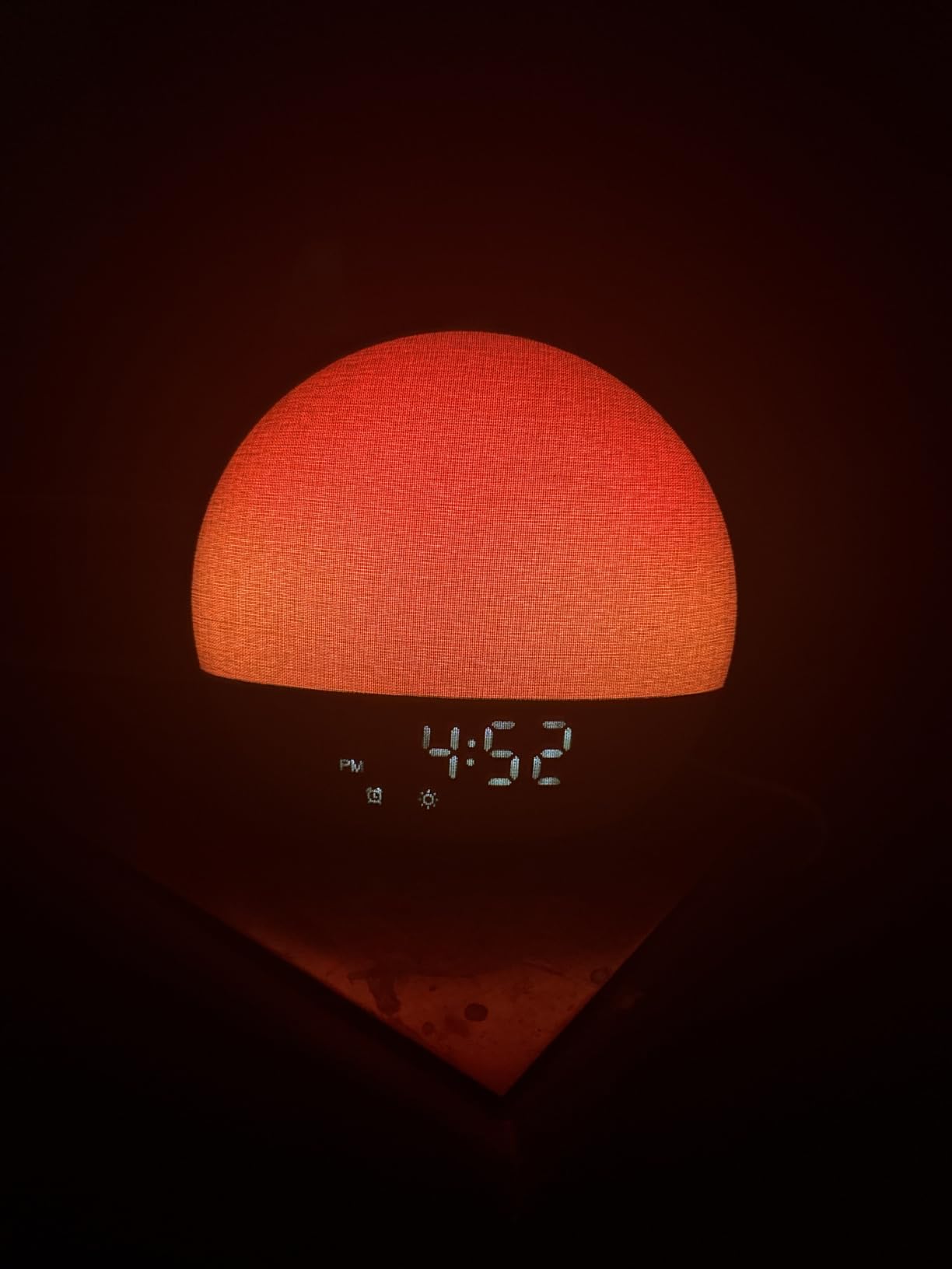 Geuuap Sunrise Alarm Clock White Noise Machine with Bluetooth Speaker, Khaki | 30 Soothing Sounds, 17 Dimmable lights, Simulated Sunrise, Backup Battery Memory, Auto-off Sleep Timer, Screen-Free Design customer photo 1