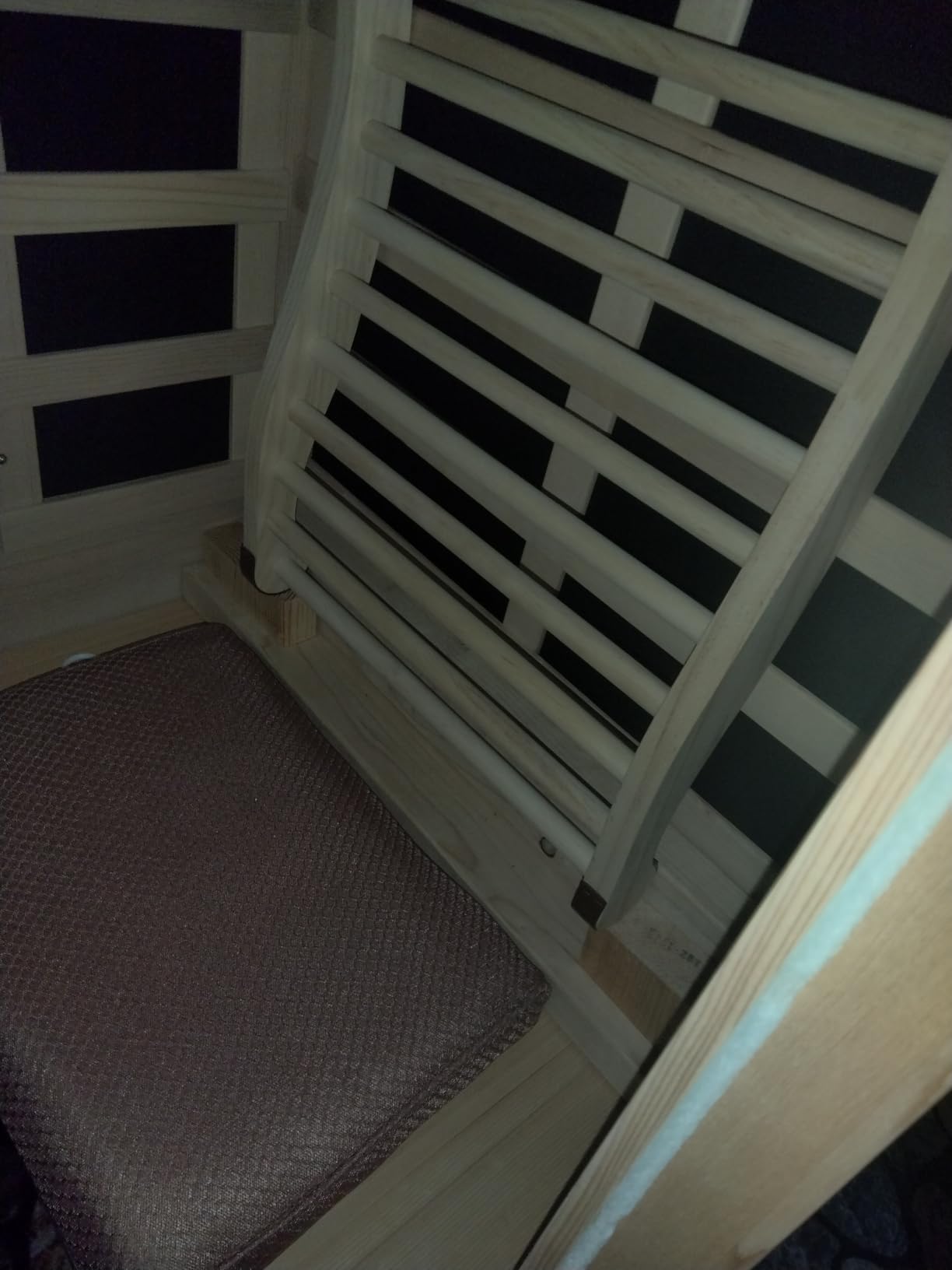 OUTEXER Outdoor 4 Person Sauna Far Infrared Saunas Dry Sauna Room Red Cedar and Canadian Abies Balsamea Wood Wooden Sauna Spa 2600W 240V with 7 Color Light 62.2 * 46.8 * 81.9 inches customer photo 2