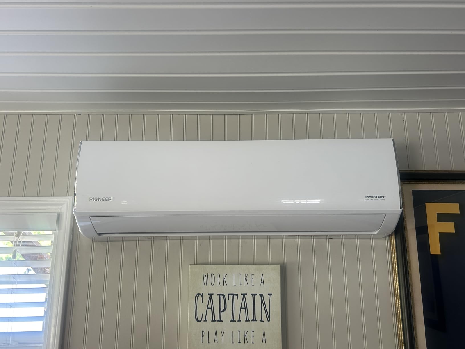 Pioneer Diamante Pro 18,000 BTU 21 SEER2 230V High-Wall Ductless Mini-Split Air Conditioner Inverter Heat Pump with 16 Ft. Kit customer photo 2
