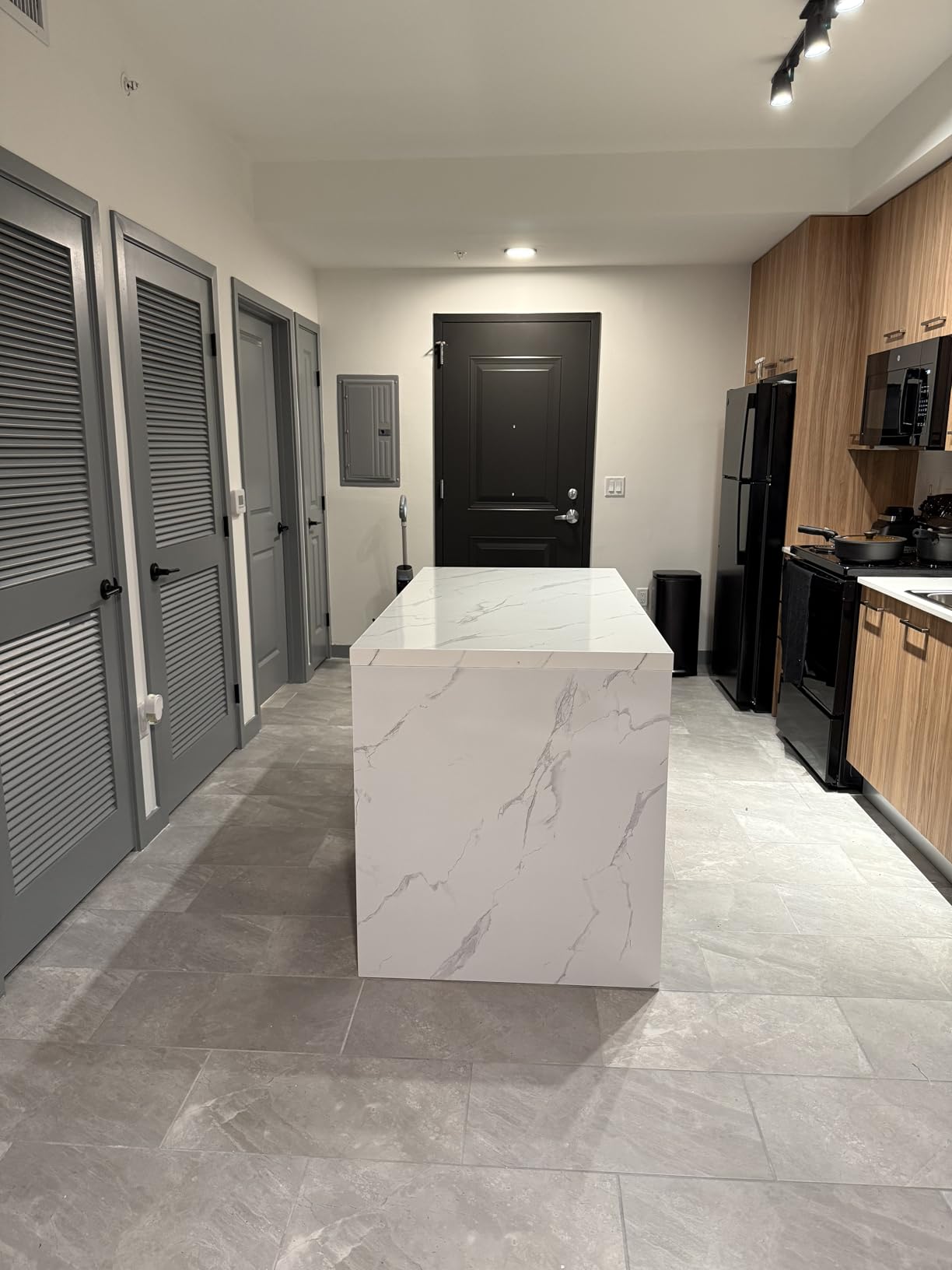 61 x 31 Inch Large Kitchen Island Table, Whole Board of Tabletop | Modern Imitation Marble Heavy Duty Counter Height Dining Table for 4, with LED Lights, Power Outlet & Storage Space (White) customer photo 1