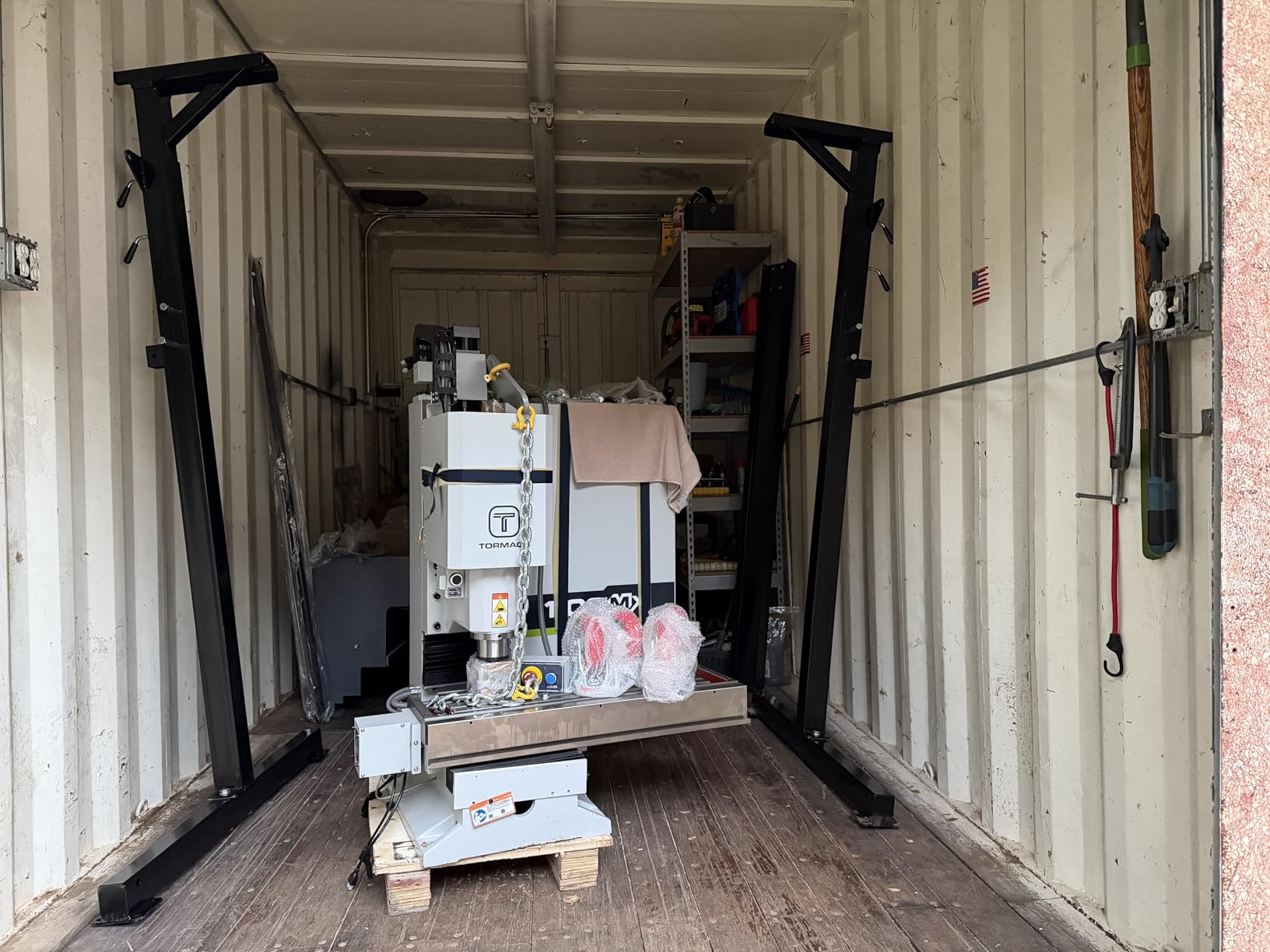 3 Ton Adjustable Gantry Crane, 2026 Upgraded 6600LBS Steel I-Beam Construction, Portable Design with 360° Locking Wheels, Gantry Crane Adjustable Height from 8.53-12.5ft for Workshop, Garage customer photo 2