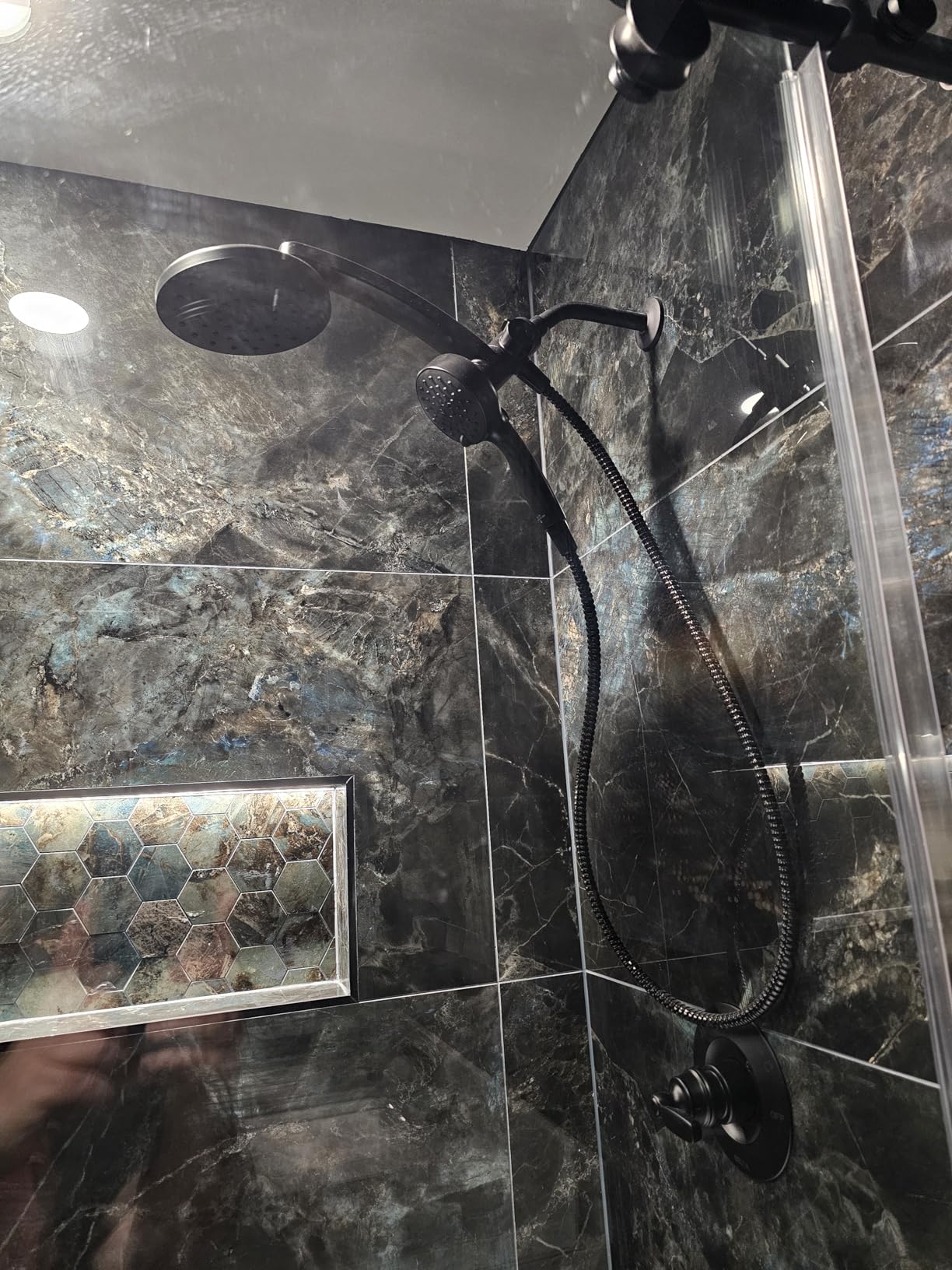 Delta 6-Setting PivotPro 3-in-1 Combination Shower Head with ProClean Spray, Brushed Nickel Round Shower Head Rainfall with Handheld Spray, 1.75 GPM, SpotShield Brushed Nickel 75648SN customer photo 1
