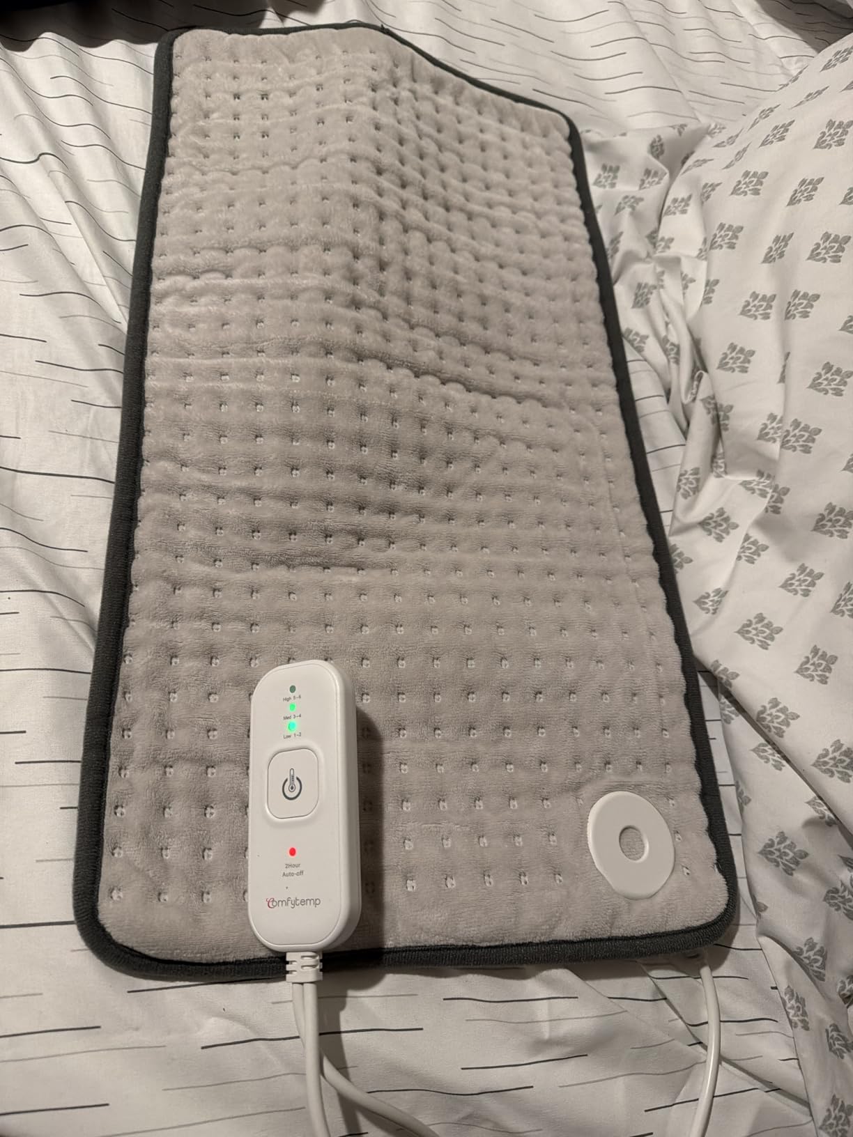 Comfytemp Extra Large Heating Pad for Back Period, 33''x 17'' FSA Eligible | HSA Approved King Size Electric Heating Pad, Gifts for Women Men Mom Dad, XL Heated Wraps for Shoulder Neck Knee, Washable customer photo 2
