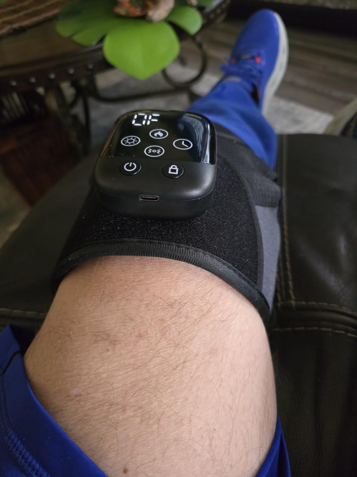 LTW Knee Massager with Heat and Red Light Therapy for Knee Pain Relief | FSA&HSA, 5000mAh Cordless Heated Knee Brace with 3 Heat / 3 Vibration / 5 Light Levels, 72 Red Lights 660nm & 850nm infrared customer photo 1