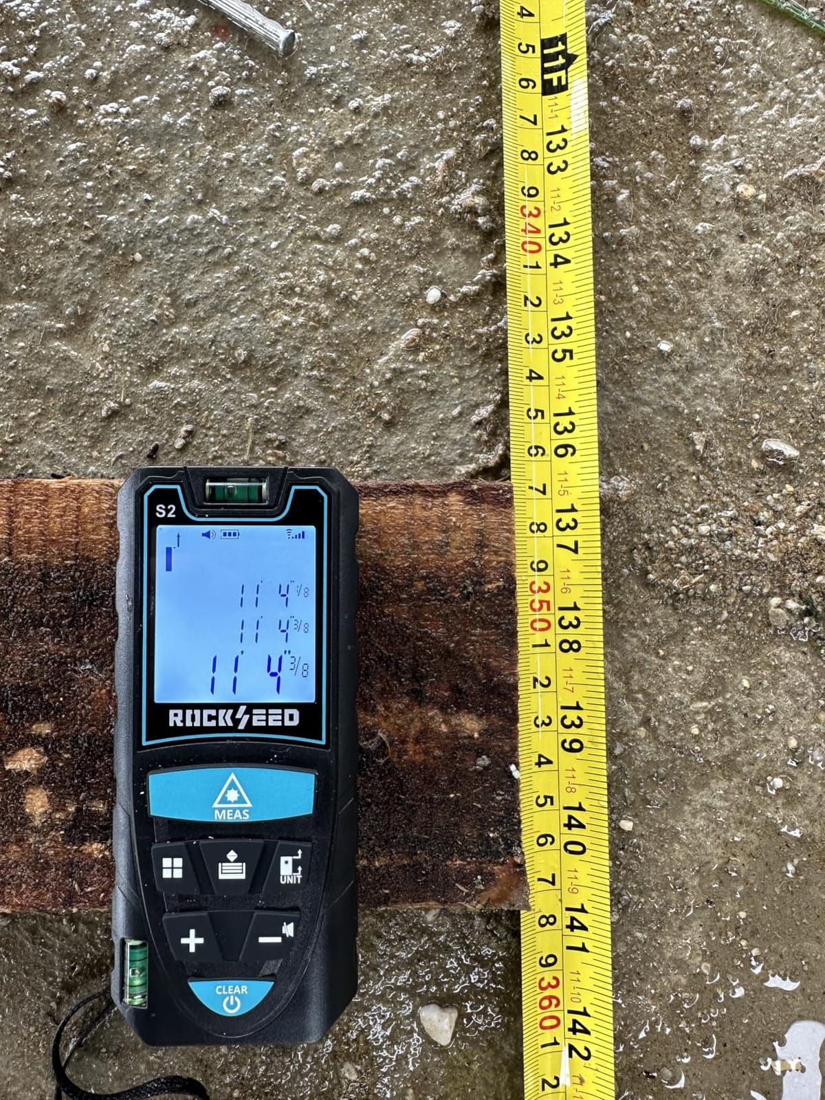 Laser Measure, RockSeed Digital Laser Distance Meter with 2 Bubble Levels, Portable M/in/Ft Unit Switching Backlit LCD and Measuring Distance/Area/Volume/Pythagorean customer photo 2