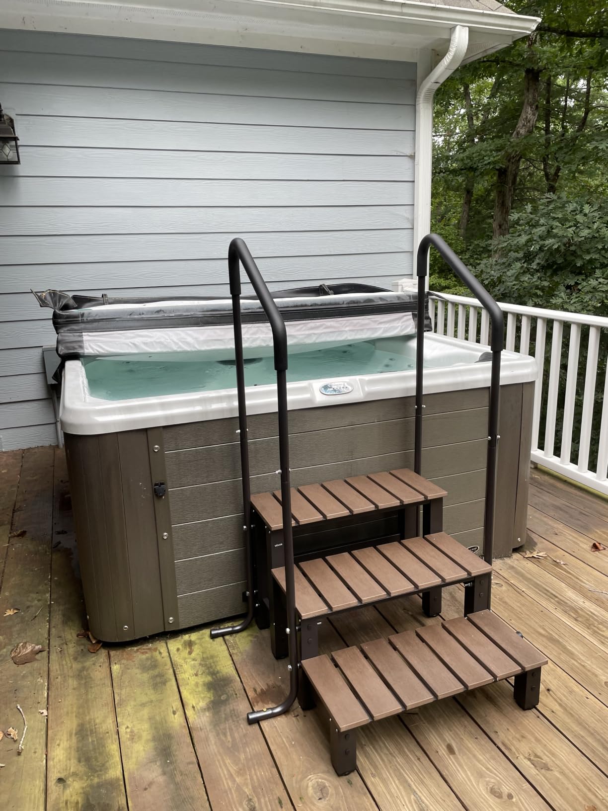 VEVOR Hot Tub Steps with Handrail, 3-Step Spa Outdoor Stairs, Heavy Duty 25.2 inch Wide Above-Ground/Inflatable Pool Step with 550 lbs Weight Capacity, Multi-Use for Porch, Patio, Deck, Trailers customer photo 2