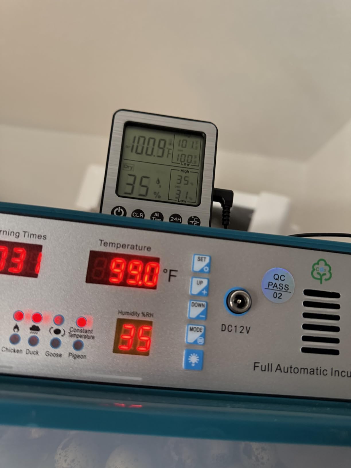 Egg Incubator for Hatching 120 Eggs with 5 Auto Incubation Models, Precise Temp & Humidity Control, Auto Egg Turning, External Water Refill, Egg Candler, Dual Power Supply, Adjustable Roller customer photo 1
