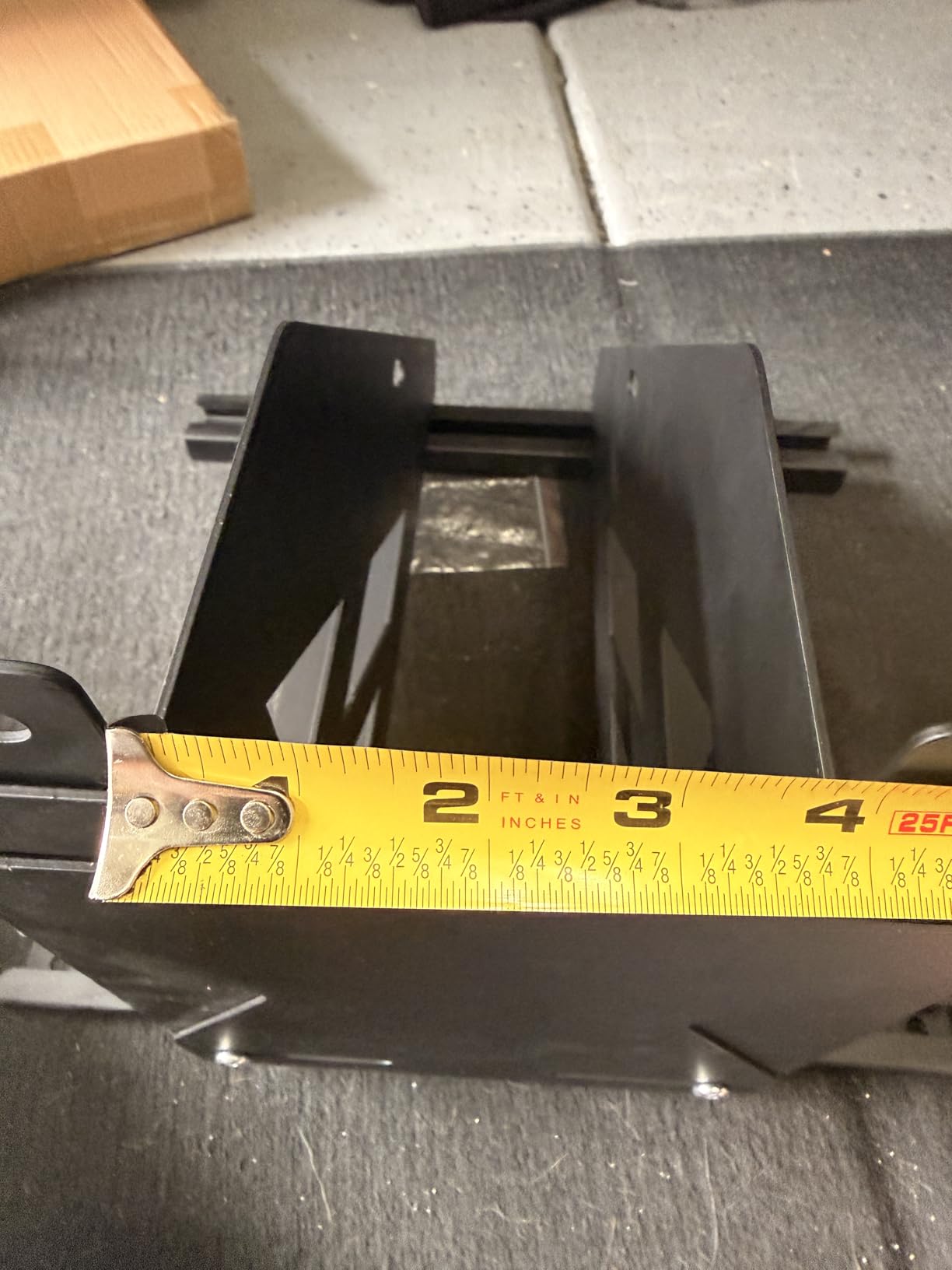 Heavy Duty Motorcycle & Bike Wheel Chock Stand, Adjustable Range for 1