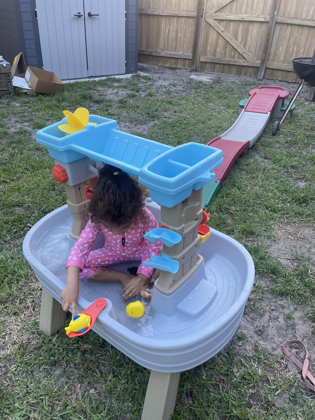 Step2 Rain Showers & Flow Kids Water Table, Outdoor Toddler Activity Table, 15-Piece Accessory Set, Ages 1.5+ Years Old, Multicolor (Gray, Blue, Red) customer photo 2