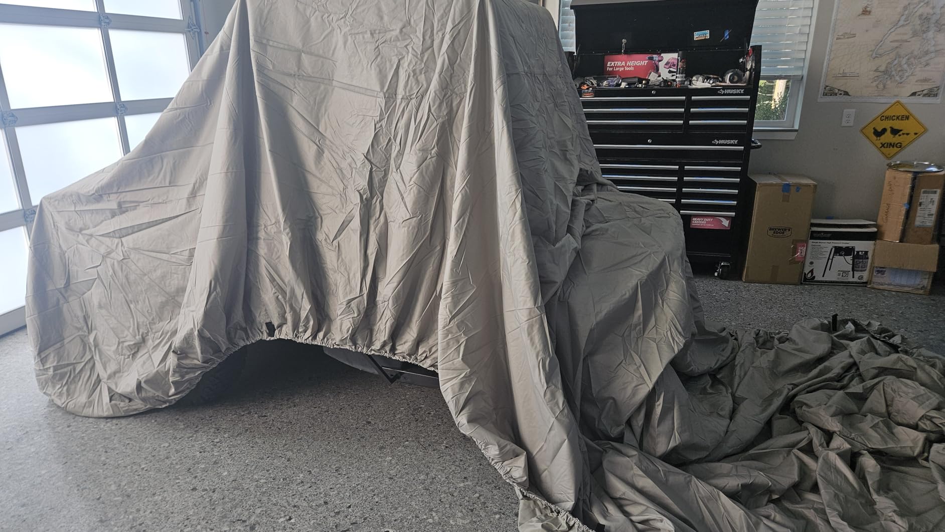 KEMIMOTO Pontoon Boat Cover 21-24ft, Heavy Duty UV Resistant Waterproof Oxford Fabric, Trailerable Pontoon Cover with 15 Adjustable Tie Down Straps, Black customer photo 2