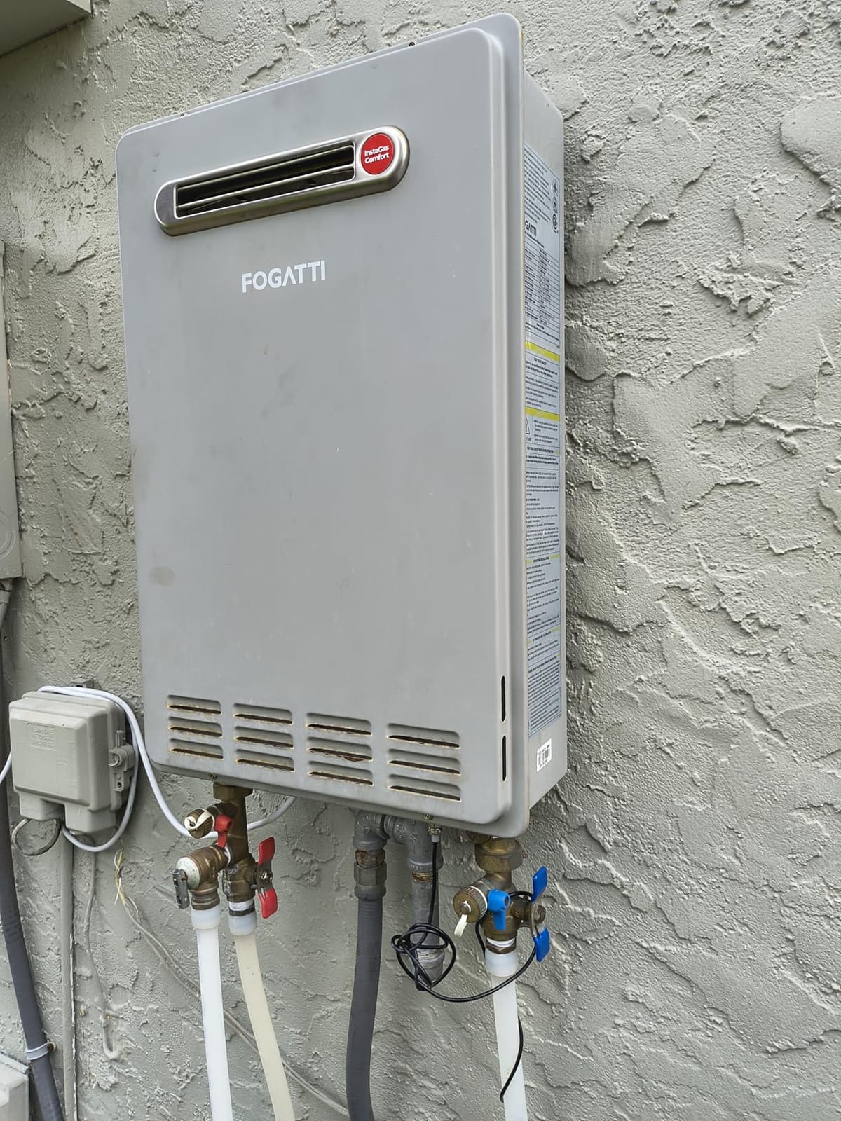 FOGATTI Tankless Water Heater Natural Gas Outdoor On Demand CSA Certified | Max 8.1 GPM 180,000 BTU customer photo 2