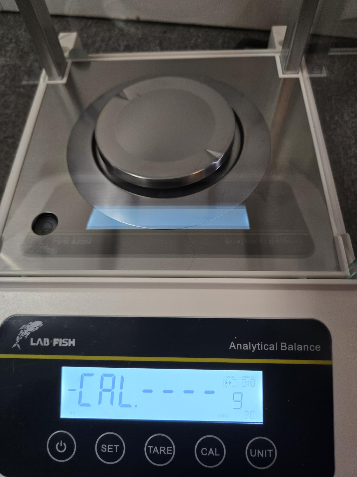 LAB FISH FA1204N Analytical Balance, 120g x 0.1mg Dual Calibration 0.1mg accuracy internal and external calibration customer photo 1