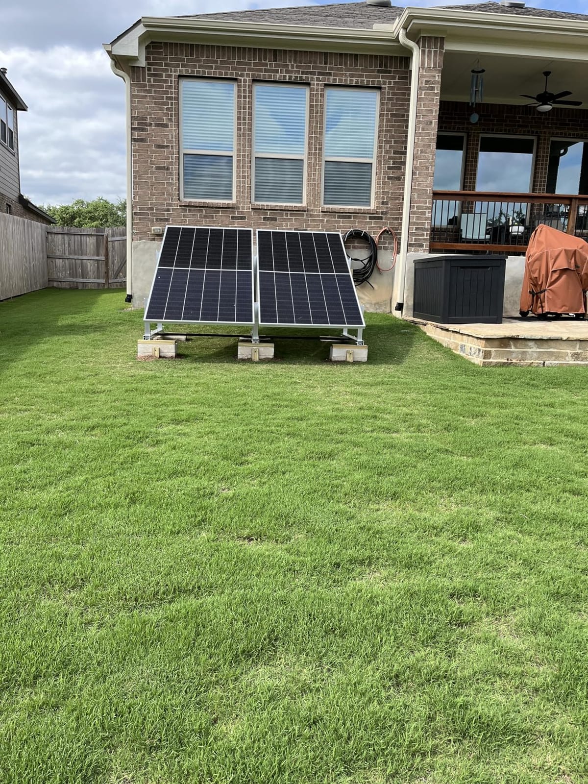 Renogy Bifacial Solar Panel 5900W N-Type 16BB, 25% High Efficiency | Double-Sided Design, 10PCS 590 Watt Solar Panels for RV Marine Rooftop Home Boat Farm Shed Camper Off-Grid Systems, IP68 customer photo 1