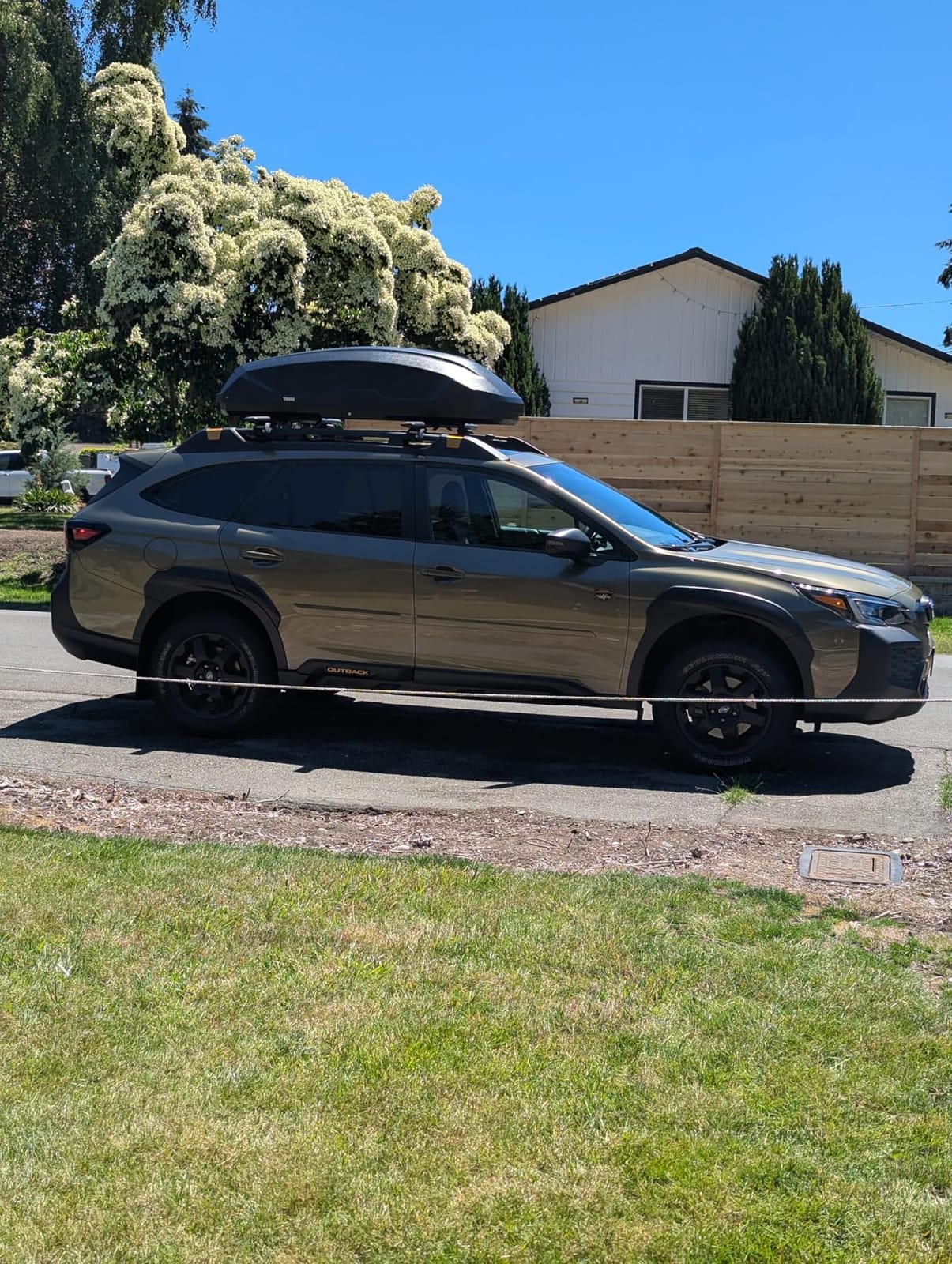 Thule Pulse 2 L Roof Mounted Box, 16 Cubic Ft, Dual-Side Opening customer photo 2