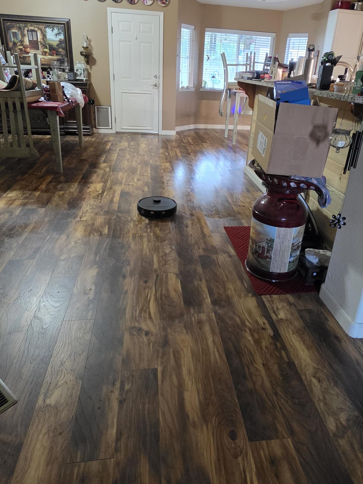roborock 2026 New Qrevo S Pro Robot Vacuum and Mop, 18,500Pa Suction, Multifunctional Dock with 167F Mop Self-Cleaning, Smart Obstacle Avoidance, Anti-Tangle Brush, Liftable Spinning Mop, Black customer photo 2