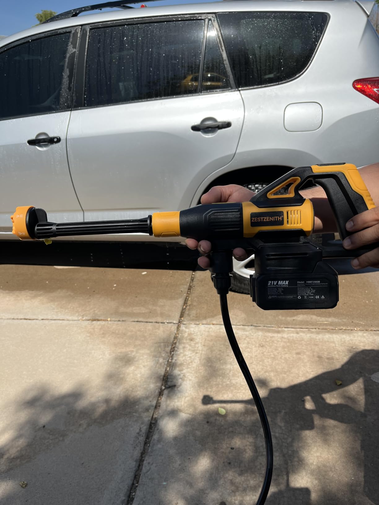 Cordless Pressure Washer Battery Powered, Handheld Cordless Power Washer (GlowYellow-Black) customer photo 1