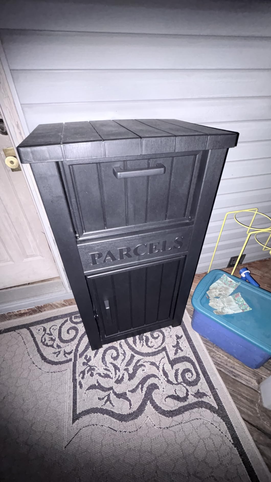 EFU Package Delivery Boxes for Outside, Lockable Anti-Theft Waterproof Delivery Boxes for Outside, Secure Parcel Drop Boxes for Porch & Curbside & House, Outdoor Package Box for Deliveries (Black) customer photo 2