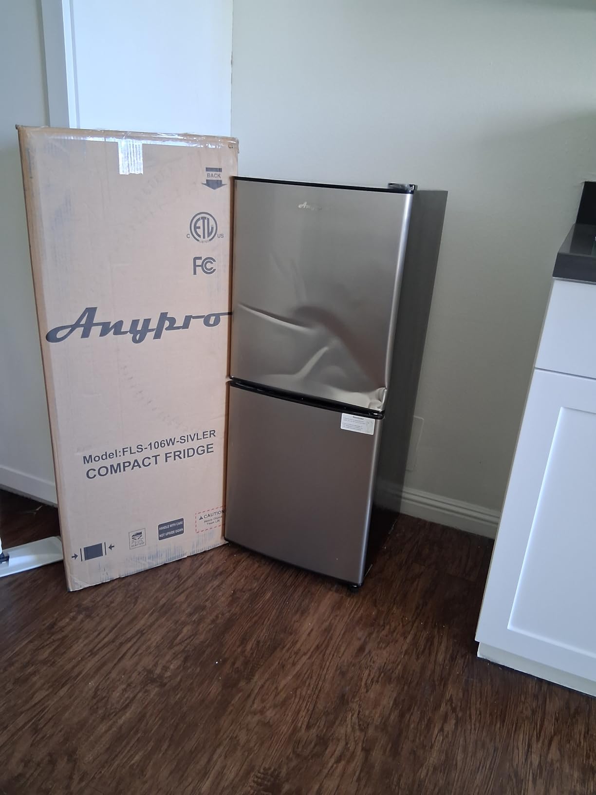 Anypro Double Door Fridge with Bottom Freezer, 4.0 Cu.Ft Refrigerator with Drawer, 7 Adjustable Temperature Settings for Bedroom, Dorm, Office, Apartment, Large Capacity, Black customer photo 1
