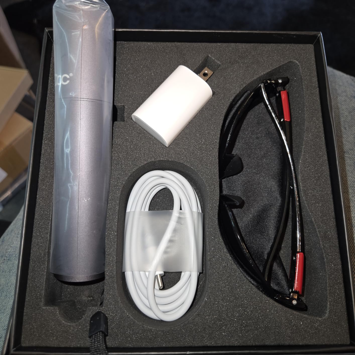 FSA-HSA Eligible Handheld Red Light Therapy for Body, LED Light Treatment Device with Blue and NIR Infrared for Pain Relief, Portable Wand for Face, Neck, Back, Shoulder & Feet customer photo 1