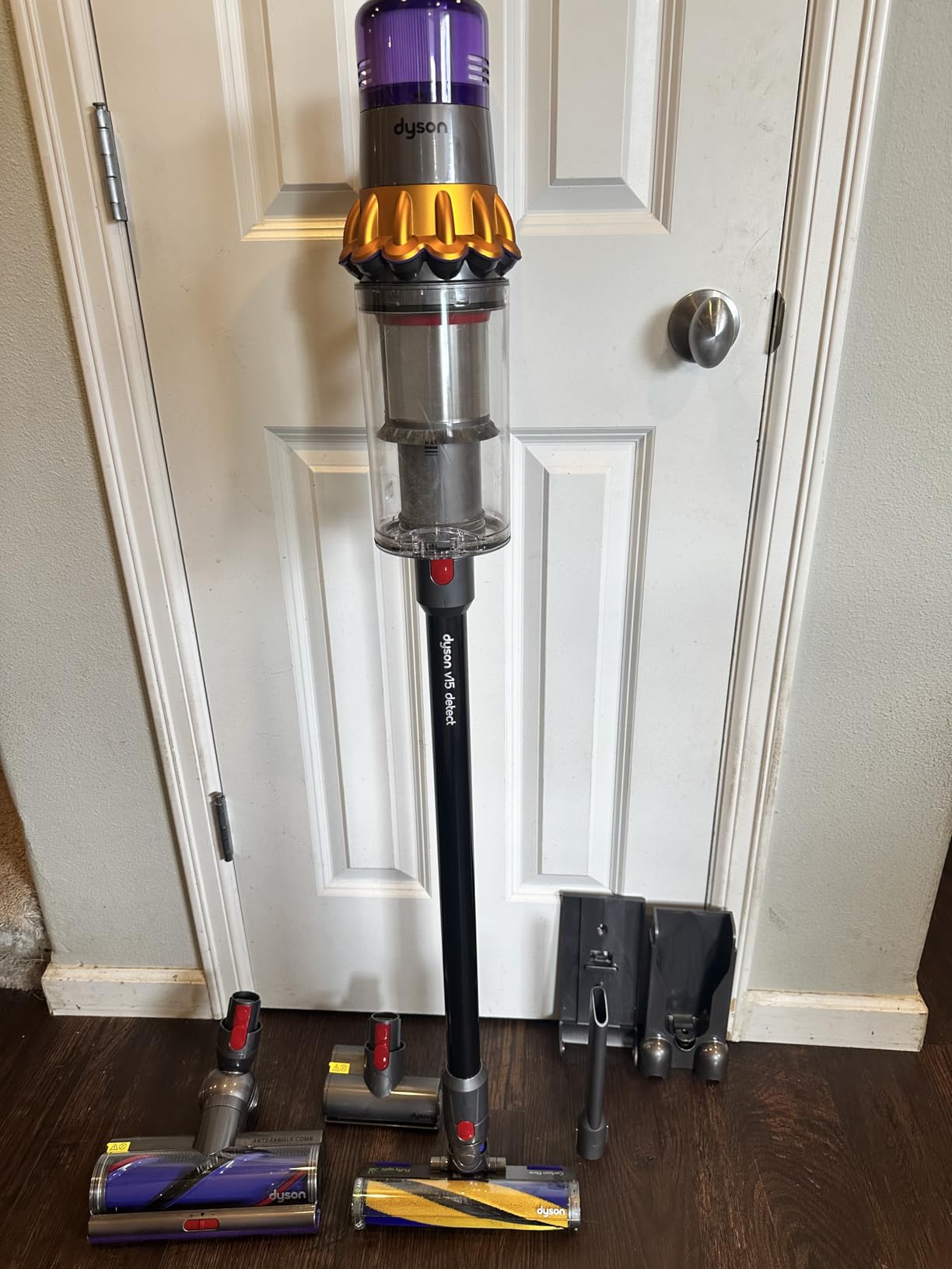 Dyson V15 Detect Cordless Vacuum customer photo 1