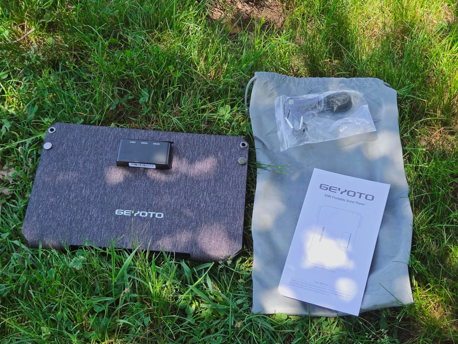 45W Solar Panel Charger Fast Charging for Phone PD 25W USB-C/USB-A | 25.4% High Efficiency, IP68 Waterproof, Portable Solar Panel for iPhone, iPad, Power Bank, Tablets, Camping, Backpacking, Hiking customer photo 2