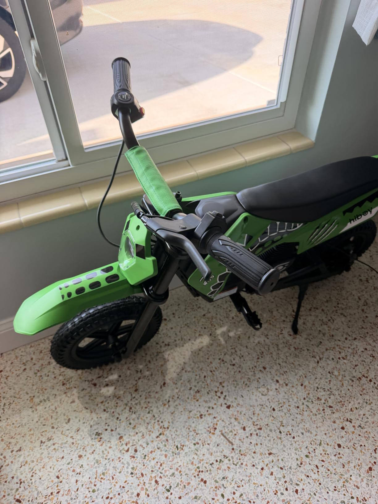Hiboy DK2 Electric Dirt Bike for Kids Age 3-7, 3-Speed Toy Motorcycle | Up to 13 Mph & 11.2 Miles Range, Smart LED Power Display, 12