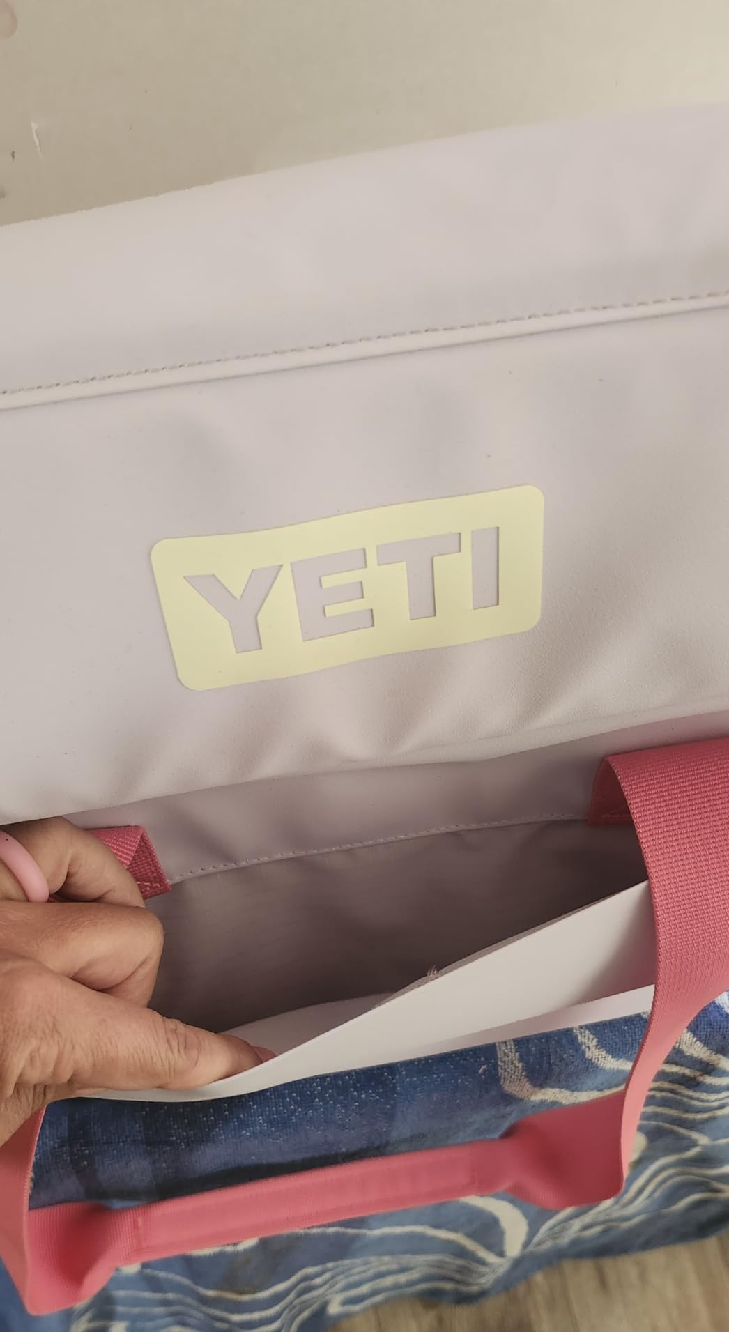 YETI Daytrip 20L Insulated Soft Cooler Tote Bag, ColdCell Flex Insulation, MagSnap Closure customer photo 1