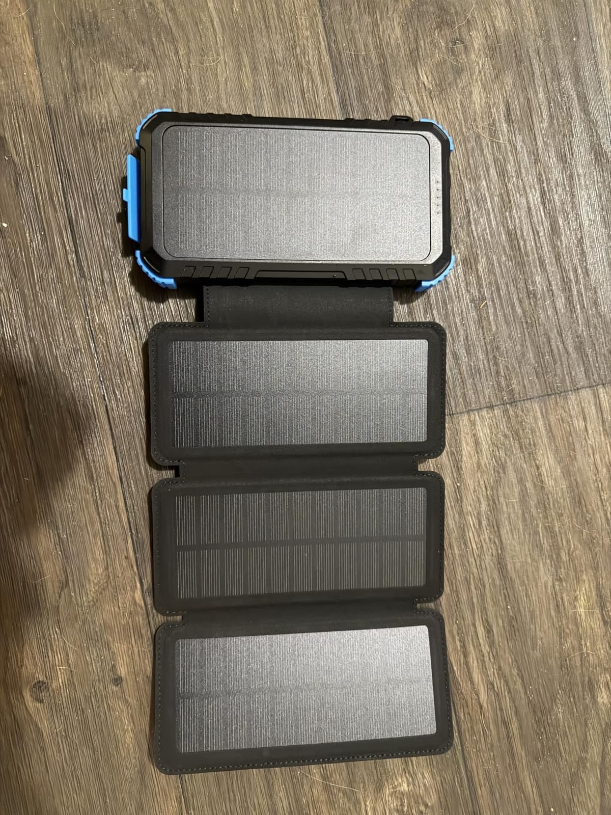 Solar Power Bank 20000mAh with 4 Panels | Solar Charger with Build-in 3 Cables customer photo 1