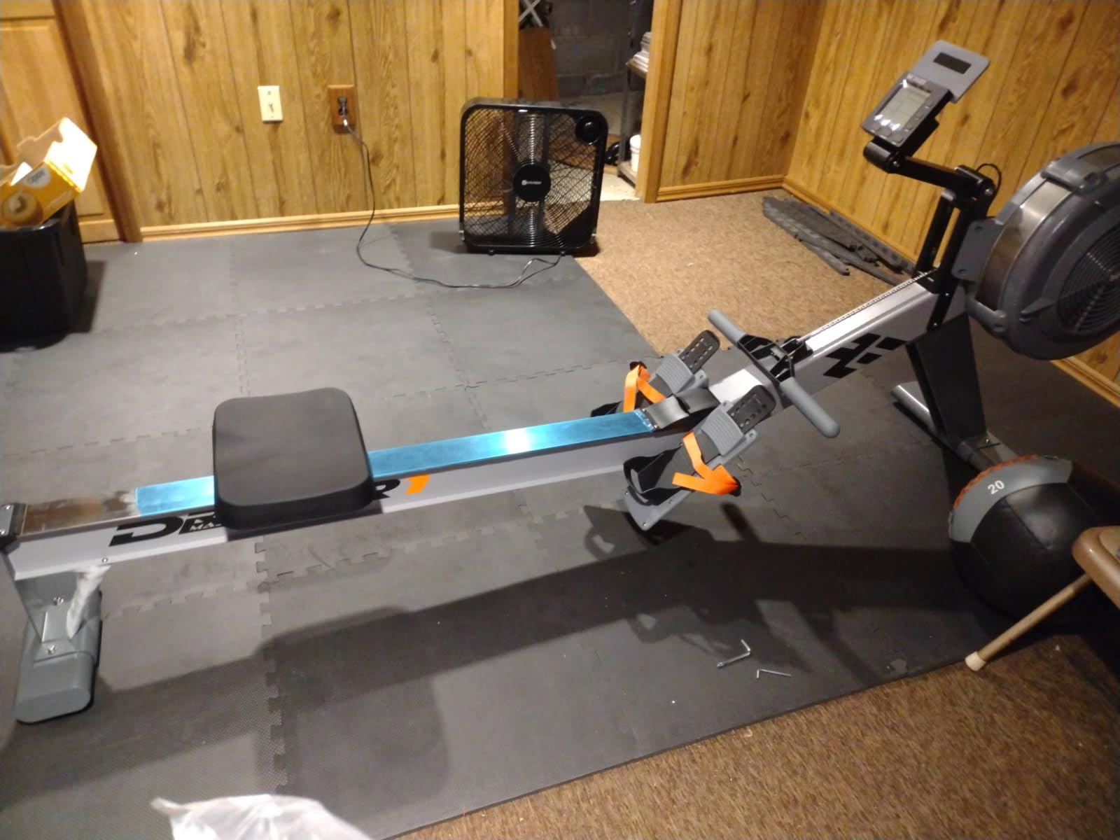 MAJOR FITNESS Drone R1 Indoor Rowing Machine, 10-Level Adjustable Resistance Rower, Quiet Smooth Aluminum Rail, 330LB Weight Capacity, Foldable Design for Home Gym Cardio Workout customer photo 1