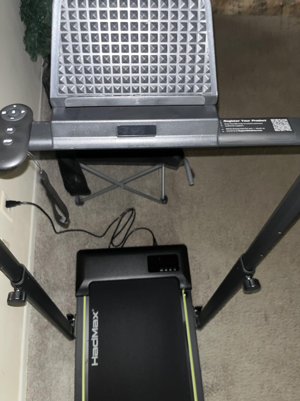 Walking Pad Treadmill with Incline and Height Adjustable Handle Bar | Small Foldable Treadmills for Home, 3.0HP Under Desk Walking Pad, Compact Quiet for Apartment Office customer photo 1
