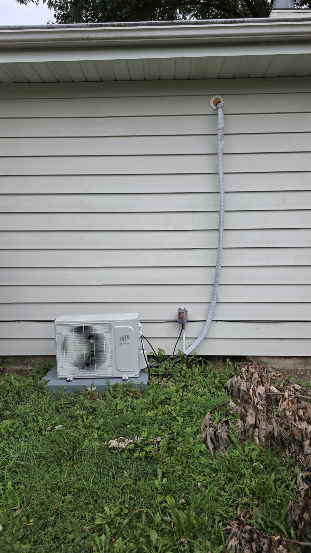 Upstreman 2 Zone Mini Split with Heat Pump, 9K+12K BTU, 23 SEER2, 230V | Independent Zone Temp Control, Inverter, Ductless, Pre-Charged Condenser, Installation Kit, App & Remote Control customer photo 2