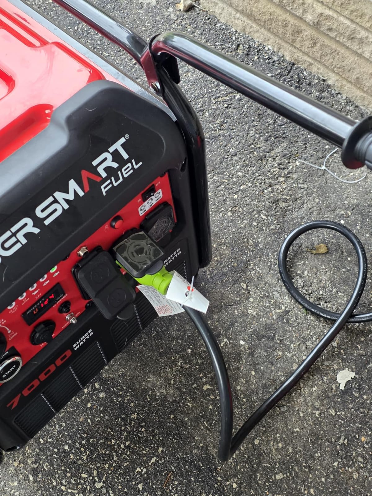 PowerSmart 7000W Surge / 6000W Rated Portable Inverter Generator | Electric Start | Clean Power for Sensitive Electronics | 120V/240V Dual Voltage 50 Amp| CO Alerts | Home Backup & RV Camping Outdoor customer photo 1