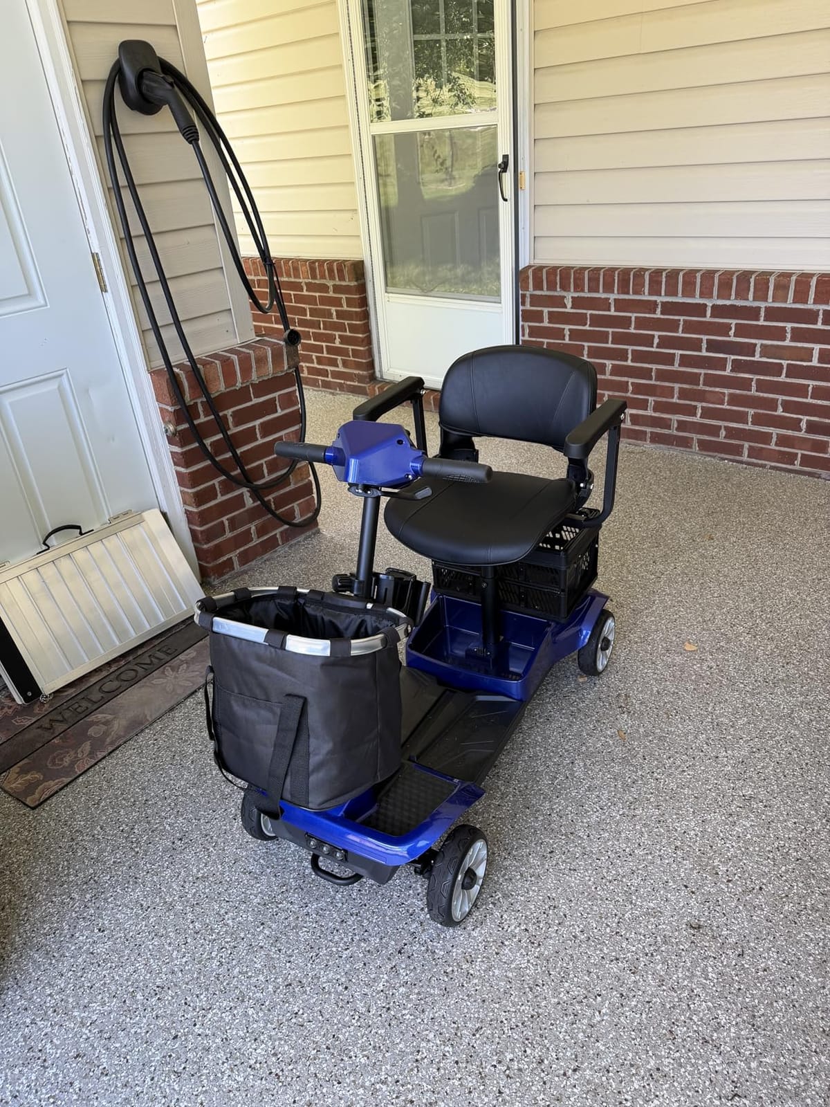 Foldable 4-Wheel Mobility Scooter for Adults - Portable Motorized Scooter with 330 lbs Capacity, Detachable Battery, Dual Baskets, Cup & Phone Holder, Pink customer photo 1