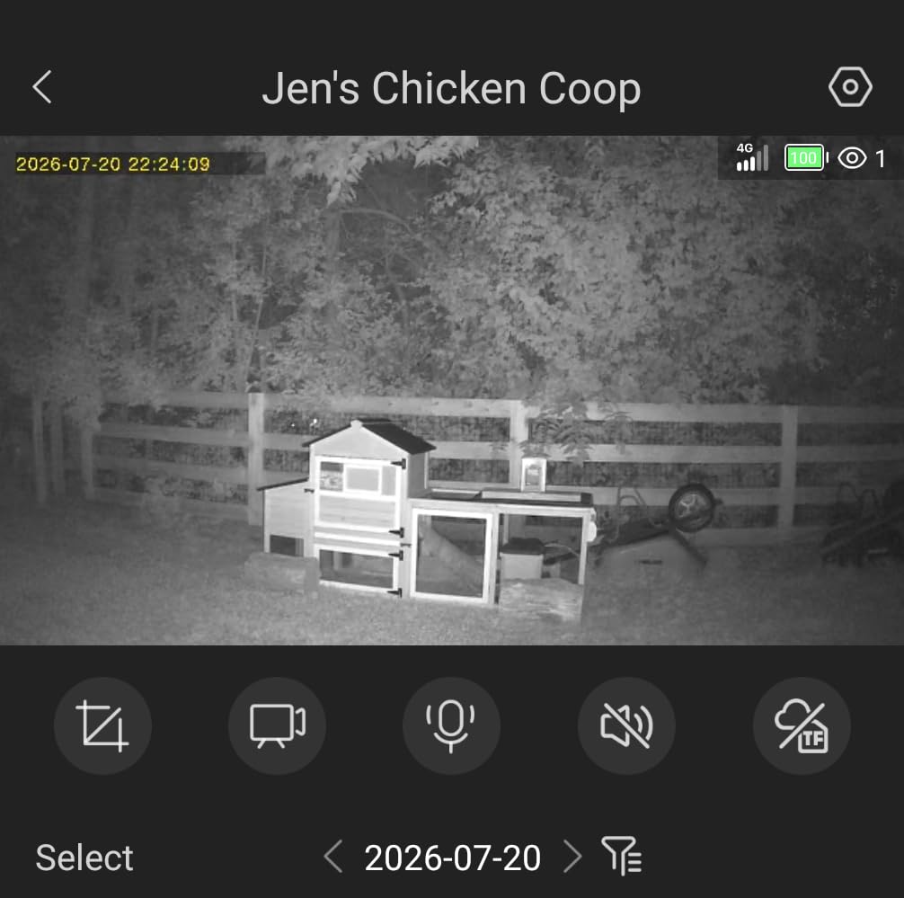 INNOLAND Chicken Feeder and Waterer Set - 3 Gallon/26.5 Pounds | Automatic Chicken Waterer, 4 Cups & 4 Feeder Ports, No Waste Poultry Feeders & Waterers, Chicken Coop Accessories for Poultry customer photo 2