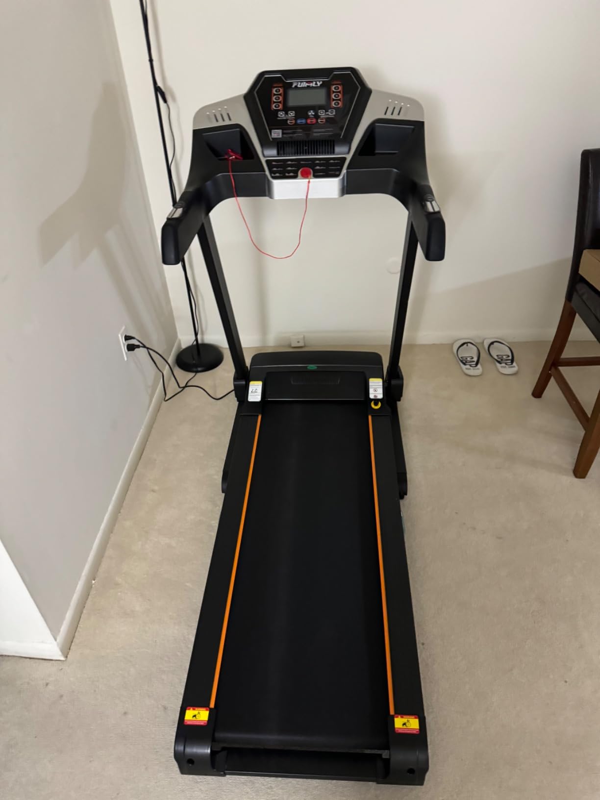 Treadmill with 20% Auto Incline, FUNMILY 4.5HP Heavy Duty Treadmill for Home, 400 lb Weight Capacity Folding Running Machine customer photo 1