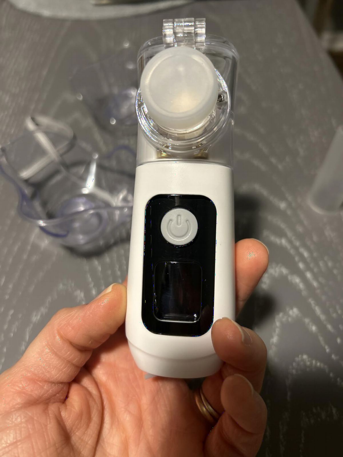 Smart Digital Display Portable Nebulizer for Adults and Kids, Rechargeable with Three Adjustable Mist Levels for Travel and Home Use-LUE-NE07B-0724-4015 customer photo 1