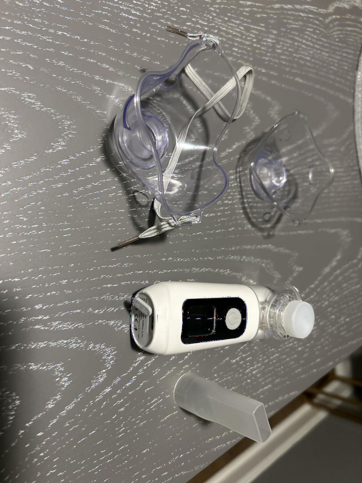 Smart Digital Display Portable Nebulizer for Adults and Kids, Rechargeable with Three Adjustable Mist Levels for Travel and Home Use-LUE-NE07B-0724-4015 customer photo 2