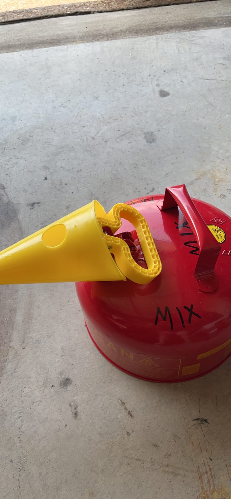 Eagle 2 Gallon Type I Red Safety Gas Can for Gasoline customer photo 2