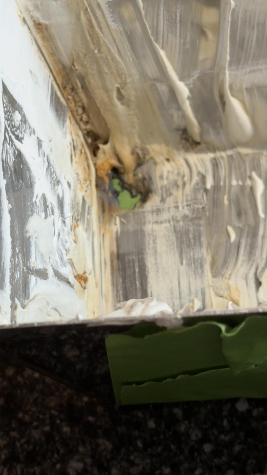 MARSHALLTOWN Heli-Arc Mud Pan, 14 Inch, Drywall Pan, Assembled in the USA customer photo 2