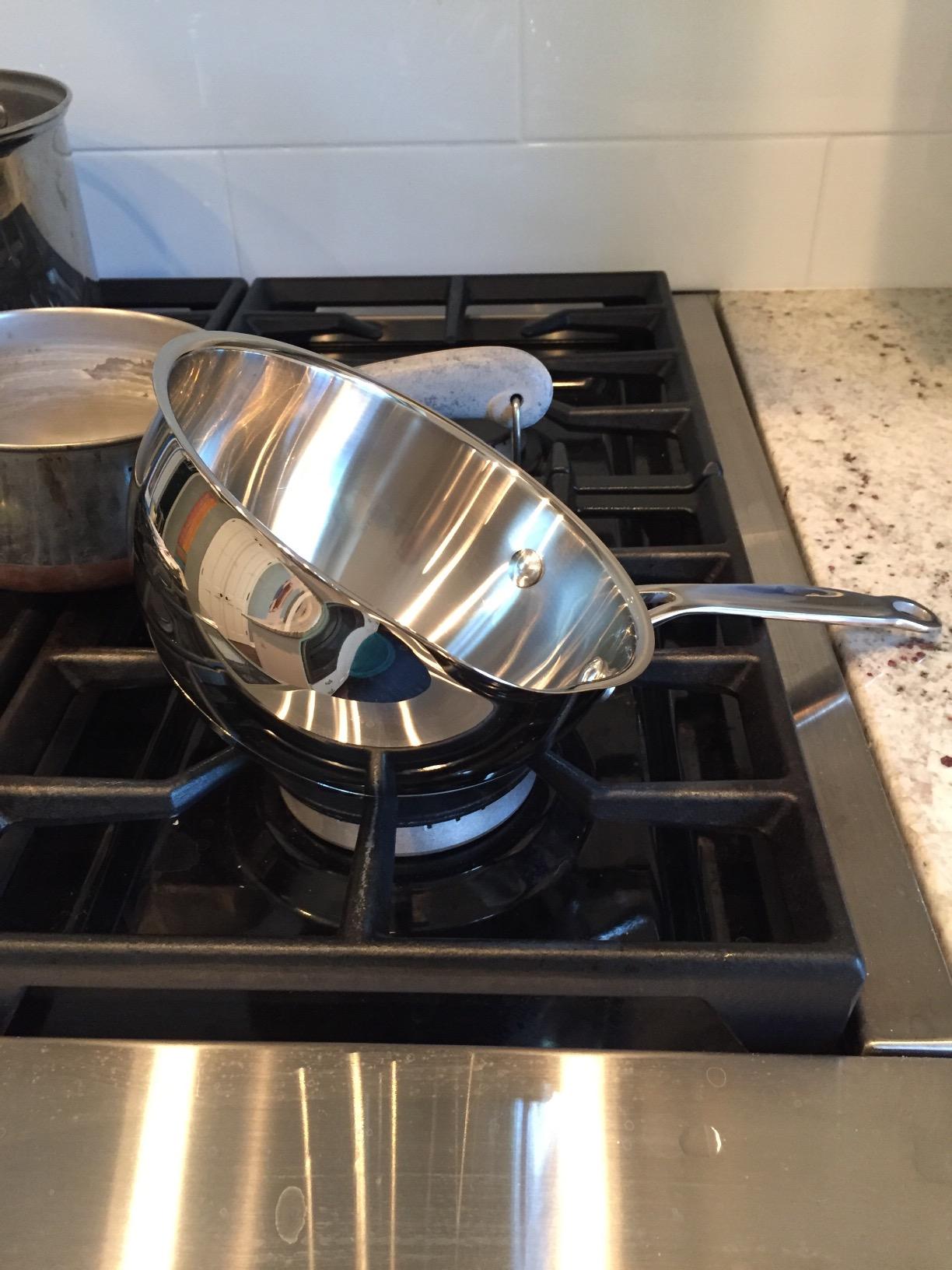 Cuisinart 735-16OP Chef's Classic Stainless 1-Quart Pour Saucier,Silver customer photo 1