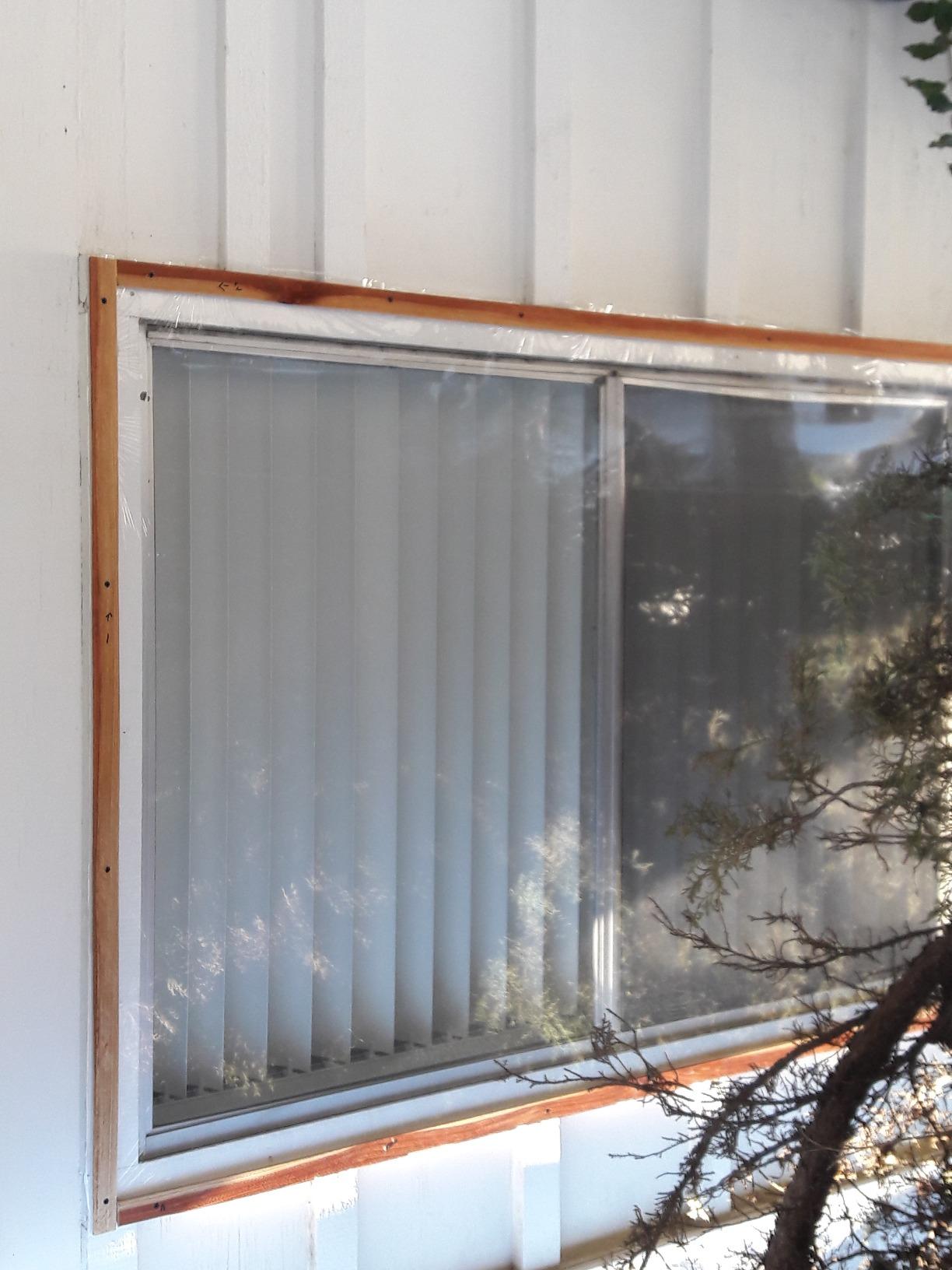 Duck 286218 Extra Large Patio Door Shrink Film Window Insulation kit, 1, Crystal Clear customer photo 2