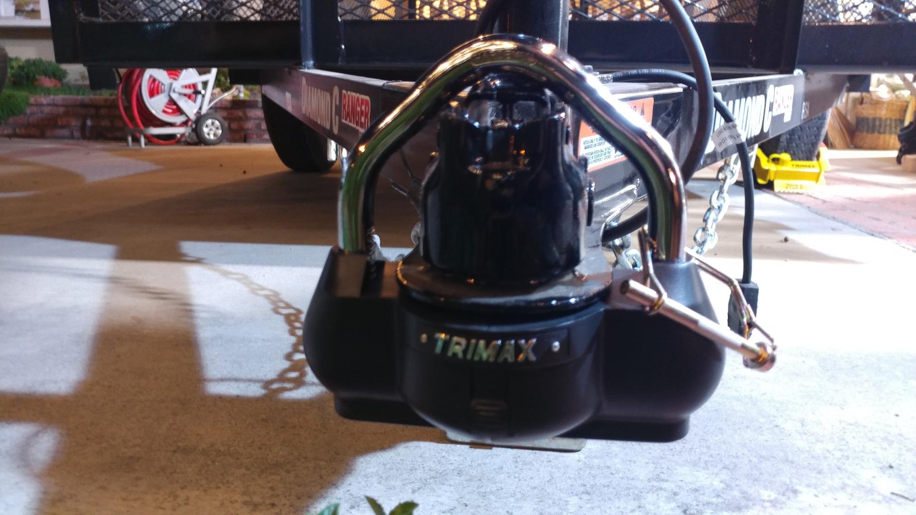 TRIMAX UMAX100 Trailer Hitch Lock, 1-7/8