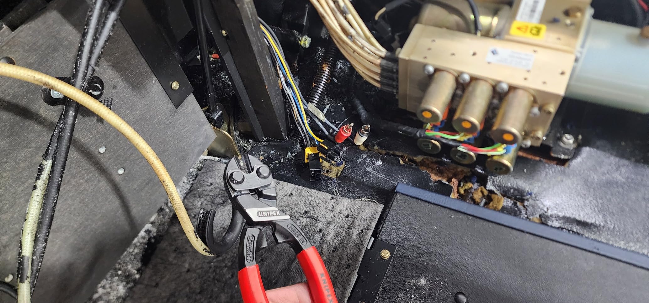 KNIPEX - 71 01 200 Tools - CoBolt Compact Bolt Cutter (7101200), 8-Inch customer photo 2