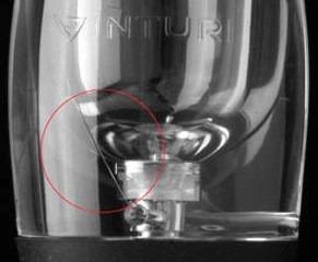 Vinturi Wine Aerator Pourer and Decanter for Red Wines Patented Design Perfectly Aerates Wines By The Glass or Bottle With Distinctive Sound, Includes No-Drip Base & Sediment Screen, Black customer photo 2