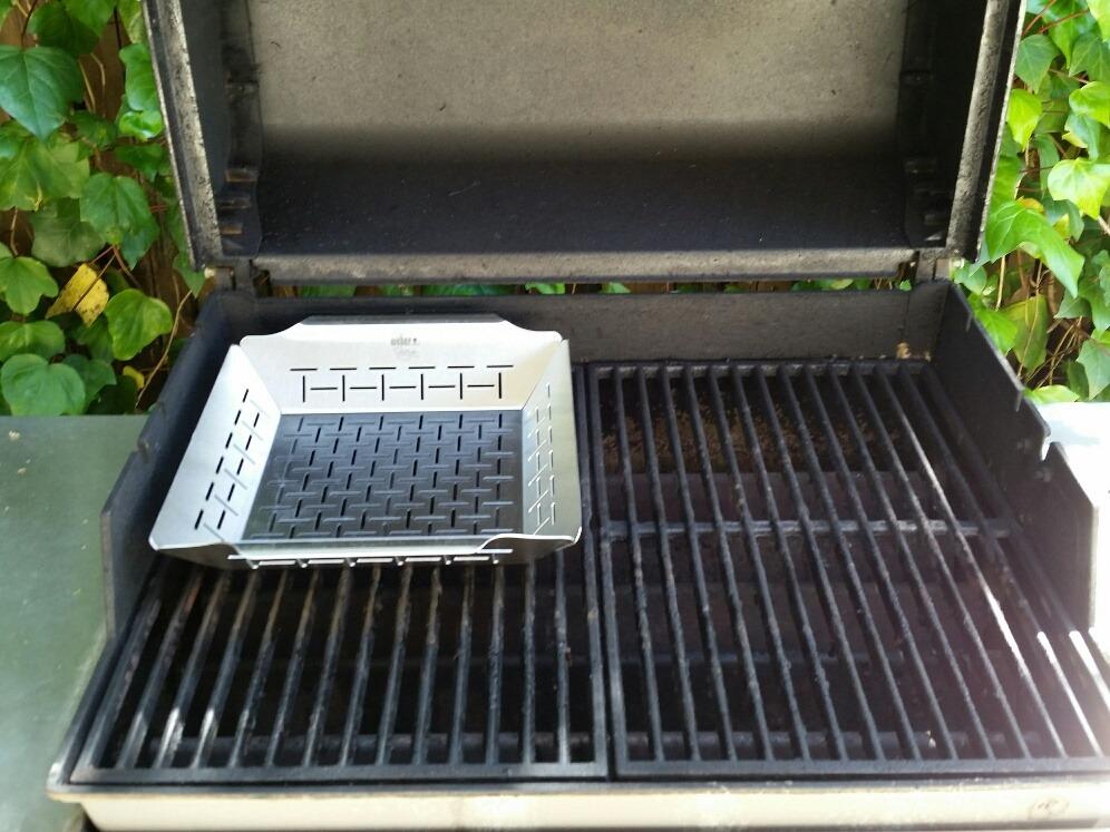 Weber® Deluxe Grilling Basket, Stainless Steel for Gourmet Grilling customer photo 2