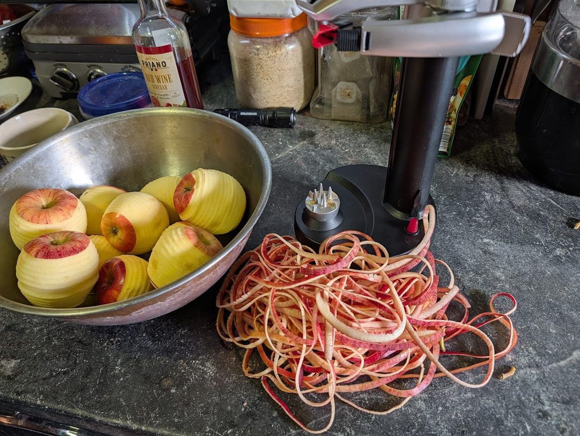 Starfrit Rotato Express Electric Peeler for Potatoes, Fruits & Vegetables customer photo 2